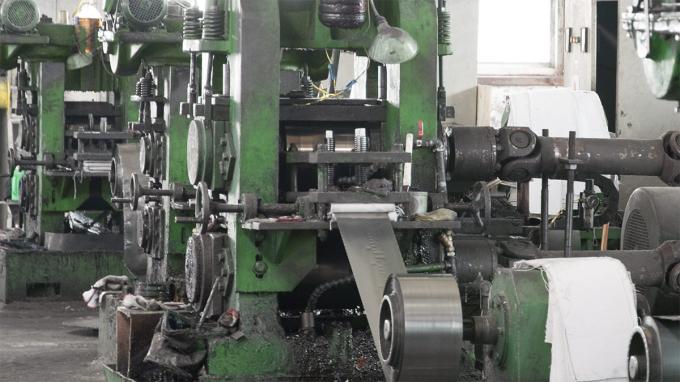 TANKII, Stop niklu UNS N07718, Inconel 718, stop molibdenu zawierający niobium, nichrom 2